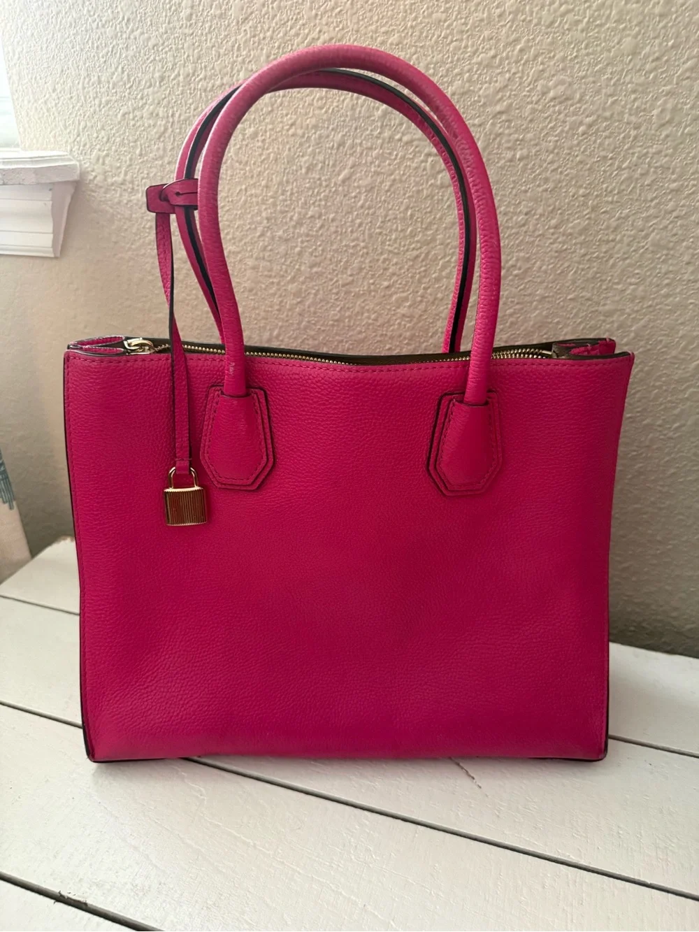 Vintage Michael Kors Pink Leather Satchel w/ Gold Hardware! Very well loved.